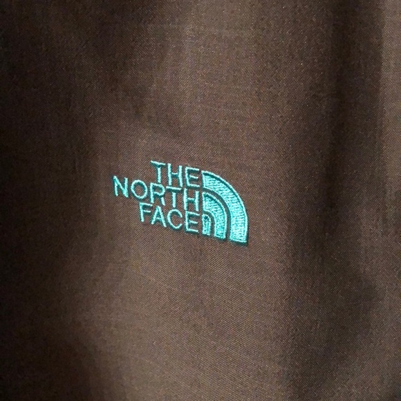 NWT Women’s North Face Fall/Spring Jacket - Picture 2 of 3